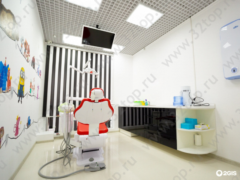 Сеть стоматологических клиник DENTAL CLINIC (ДЕНТАЛ КЛИНИК) на Ярыгинской набережной